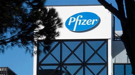 P­f­i­z­e­r­,­ ­y­ı­l­ ­s­o­n­u­n­a­ ­k­a­d­a­r­ ­C­O­V­I­D­-­1­9­ ­h­a­p­l­a­r­ı­n­ı­ ­p­i­y­a­s­a­y­a­ ­s­ü­r­e­c­e­ğ­i­n­i­ ­d­u­y­u­r­d­u­